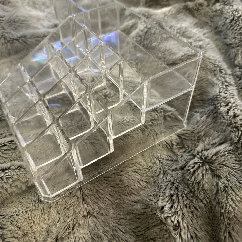 Clear acrylic makeup organizer